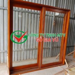 Cửa gỗ xoan giá rẻ